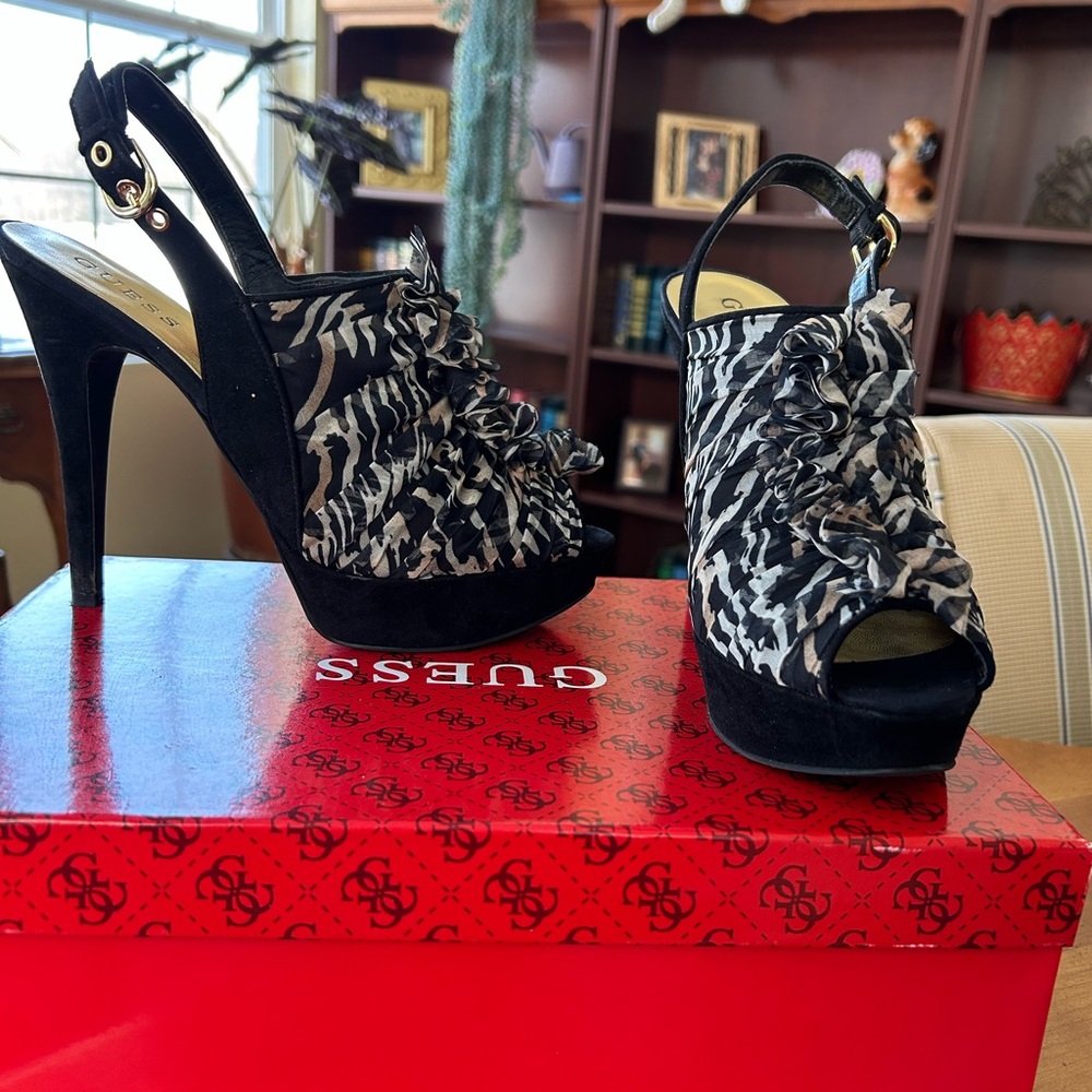 GUESS Black and White Animal Print Heels size 9